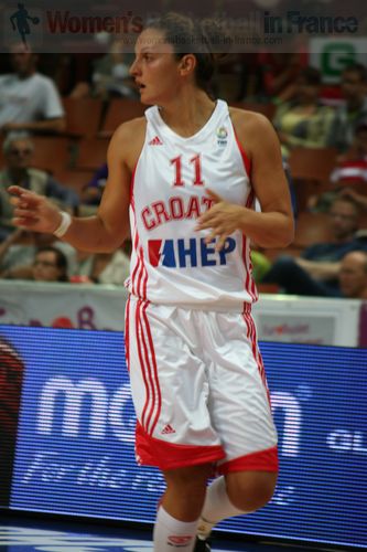 Ana Lelas  ©  womensbasketball-in-france.com 