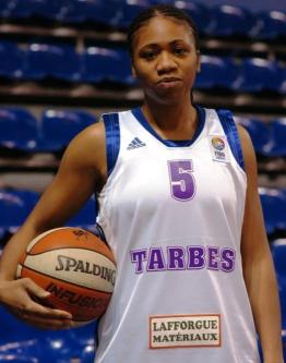 Tanisha Wright © Tarbes Basket 