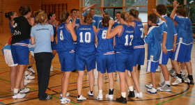 Luxembourg U16 boys and girls celebrating