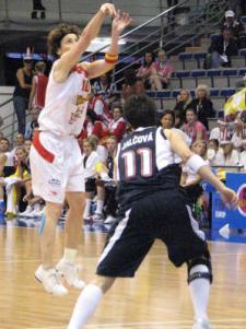 Elisa Aguilar at EuroBasket Women 2009 © Miguel Bordoy Cano