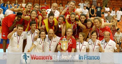 Spain-U20-champions-of-europe-2011.jpg   © womensbasketball-in-france.com  