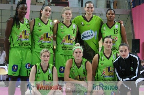 UHB 2010-2011 © womensbasketball-in-france.com  