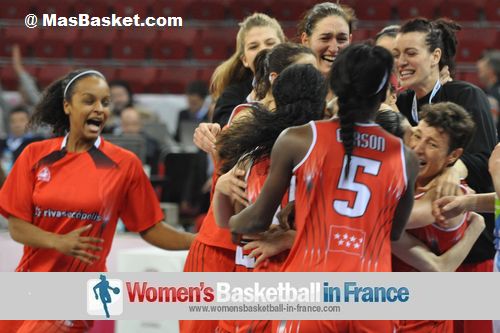 Rivas Ecópolis players celebrate after qualifying for the final  © Masbasket  